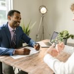 Карты для теневых транзакций за границей и их последствия image_154.jpg